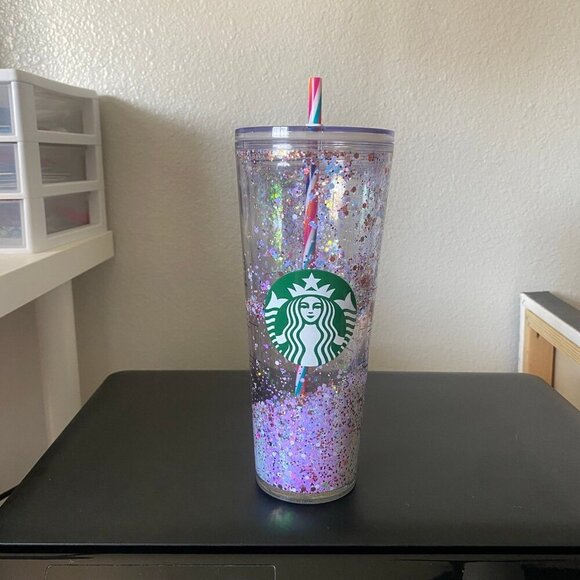 Starbucks Glitter Tumbler with Straw Sparkly & Stylish Drink ware 24oz - Picture 1 of 3